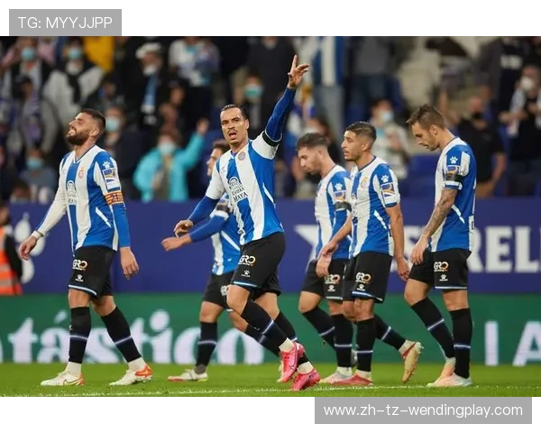 西班牙人西甲联赛：西班牙人足球俱乐部在西甲联赛中的表现与历程